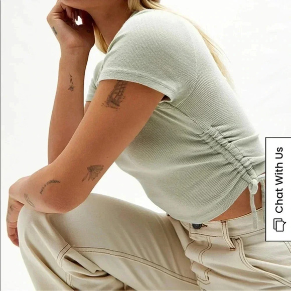 Pacsun Shortsleeve Side Tie Collared Quarter Button Tee NWT - Picture 4 of 13